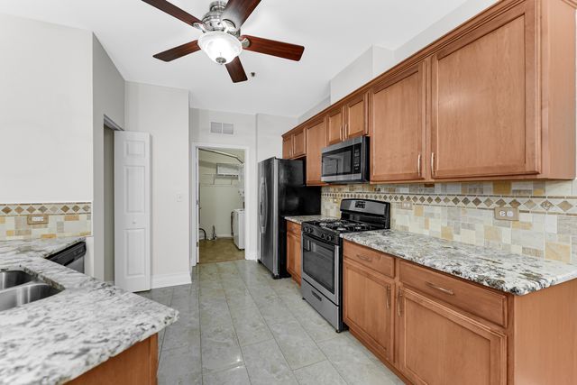 10201 Camden Lane A, Bridgeview, IL 60455