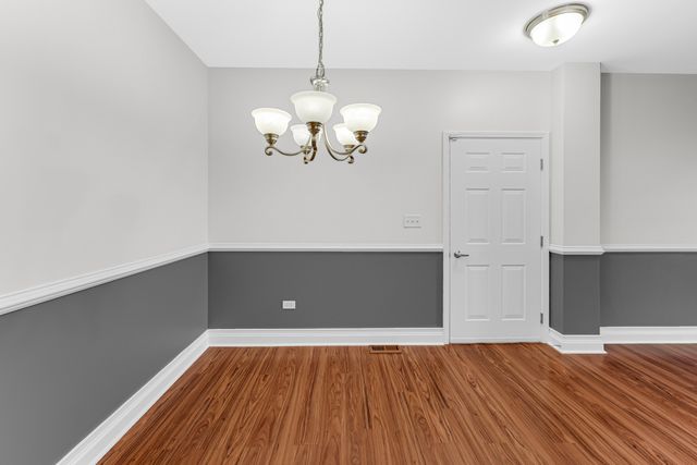 10201 Camden Lane A, Bridgeview, IL 60455