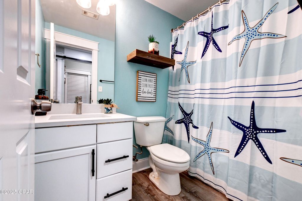 Image 21 of property listing at 9860 S Thomas Drive 209, Panama City Beach, FL 32408