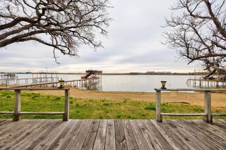 7201 Plover Circle, Fort Worth, TX 76135