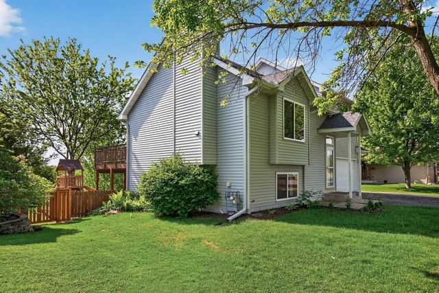 723 Florida Street SW, Lonsdale, MN 55046
