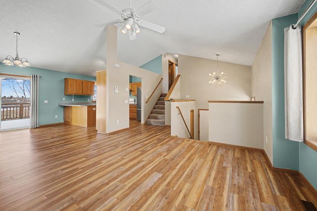 723 Florida Street SW, Lonsdale, MN 55046