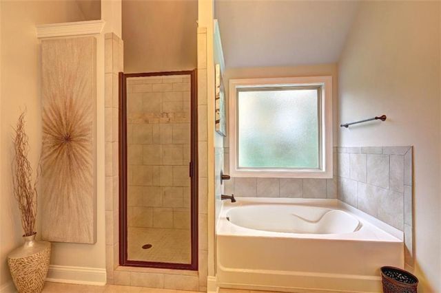 269 Baumgard Way, Locust Grove, GA 30248