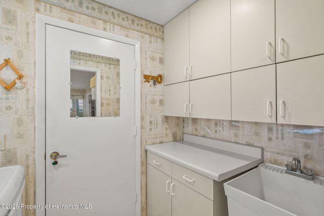 2173 Springmeadow Drive, Spring Hill, FL 34606