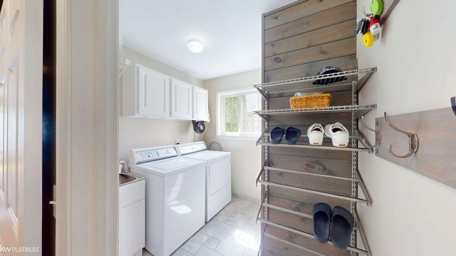 35392 St Clair Drive, New Baltimore, MI 48047