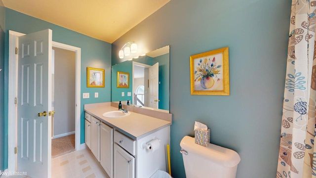 35392 St Clair Drive, New Baltimore, MI 48047