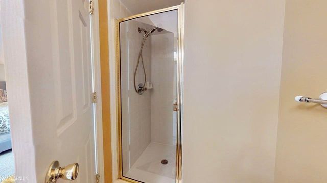 35392 St Clair Drive, New Baltimore, MI 48047