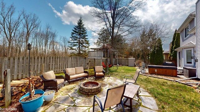 35392 St Clair Drive, New Baltimore, MI 48047