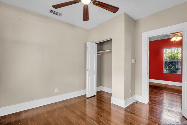 1617 michigan, San Antonio, TX 78201