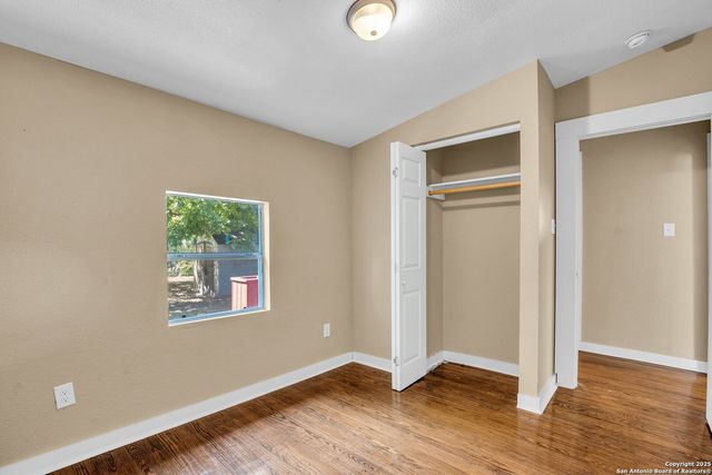 1617 michigan, San Antonio, TX 78201