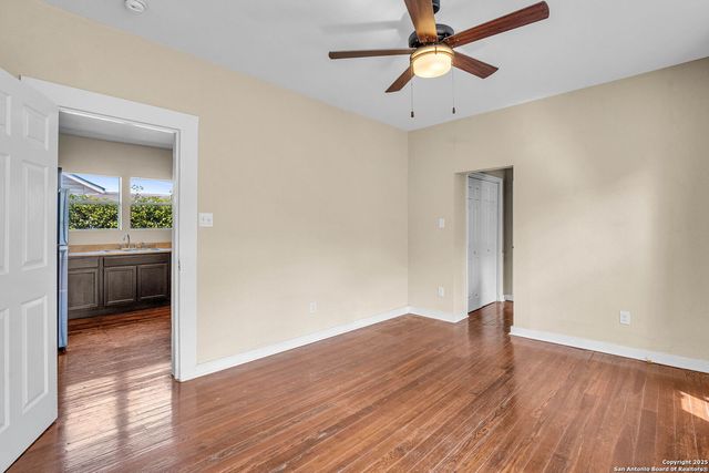 1617 michigan, San Antonio, TX 78201