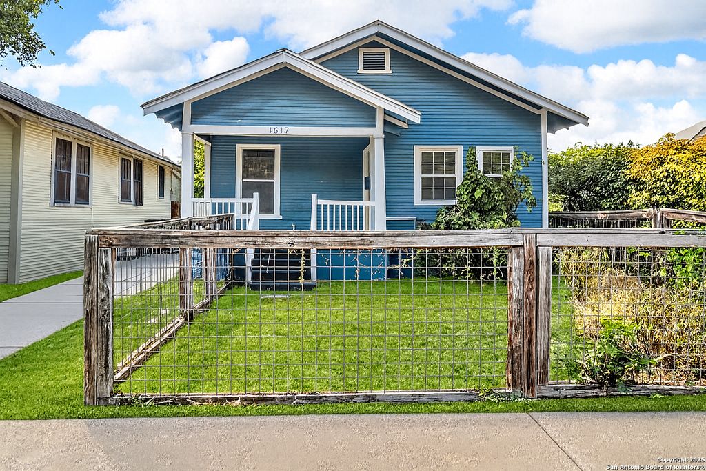 1617 michigan, San Antonio, TX 78201