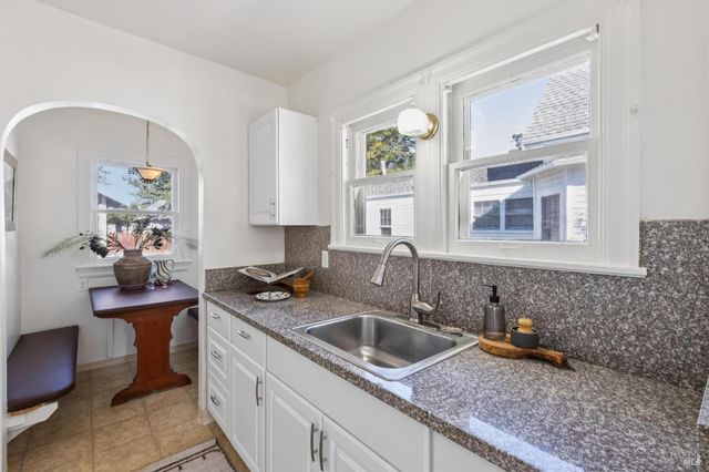 539-543 Randolph St, Napa, CA 94559