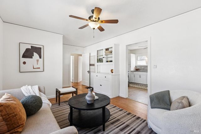 539-543 Randolph St, Napa, CA 94559