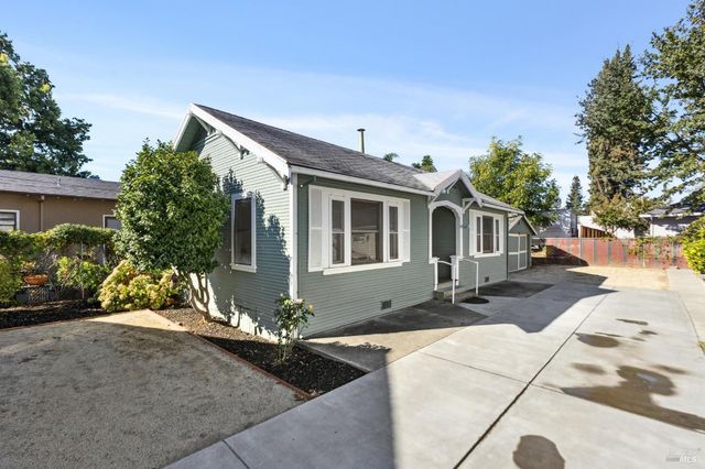 539-543 Randolph St, Napa, CA 94559