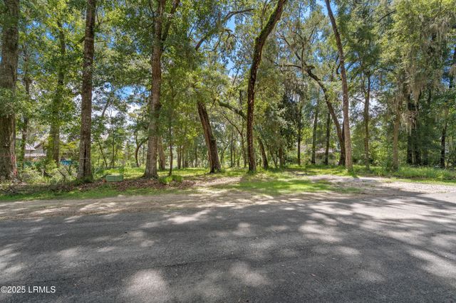 208 Bull Point Drive, Seabrook, SC 29940