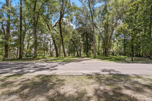 208 Bull Point Drive, Seabrook, SC 29940