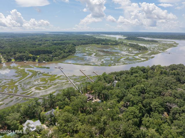 208 Bull Point Drive, Seabrook, SC 29940