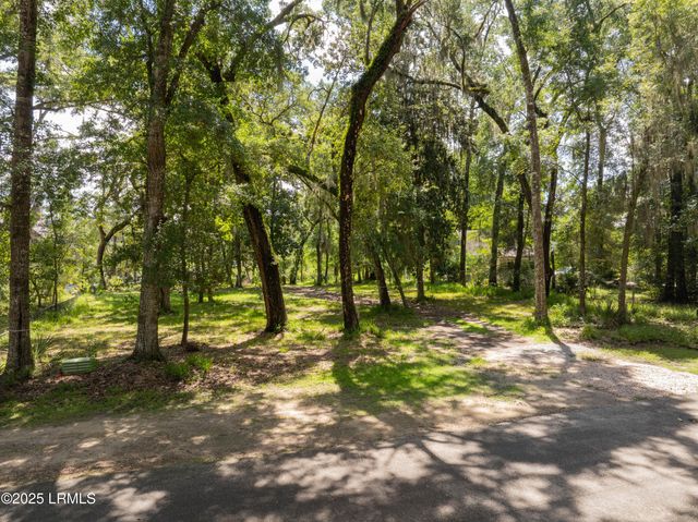 208 Bull Point Drive, Seabrook, SC 29940