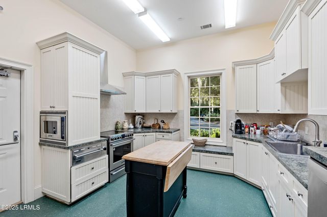 208 Bull Point Drive, Seabrook, SC 29940