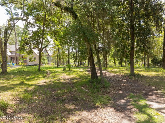 208 Bull Point Drive, Seabrook, SC 29940