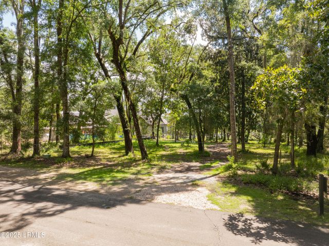 208 Bull Point Drive, Seabrook, SC 29940