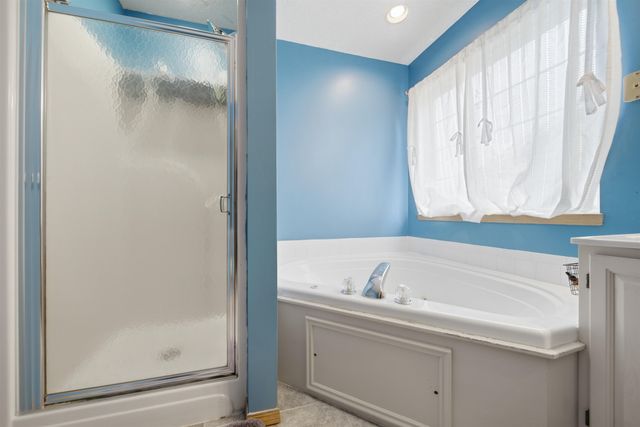 10602 W Hayden St, Wichita, KS 67209