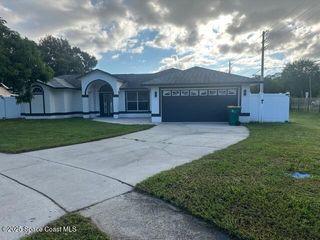 300 Island Oaks Place, Merritt Island, FL 32953