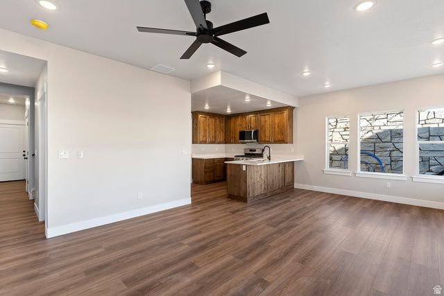 3138 N 1675 E, Layton, UT 84040