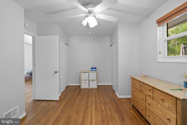 11111 SCHUYLKILL RD, Rockville, MD 20852