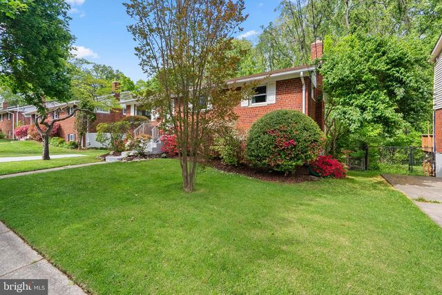 11111 SCHUYLKILL RD, Rockville, MD 20852