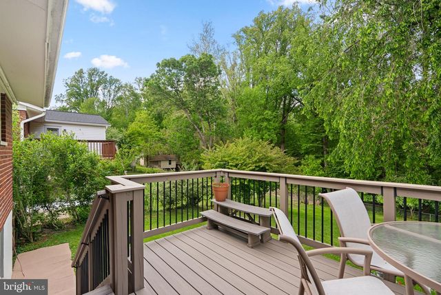11111 SCHUYLKILL RD, Rockville, MD 20852