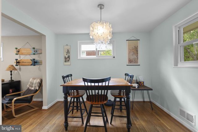 11111 SCHUYLKILL RD, Rockville, MD 20852