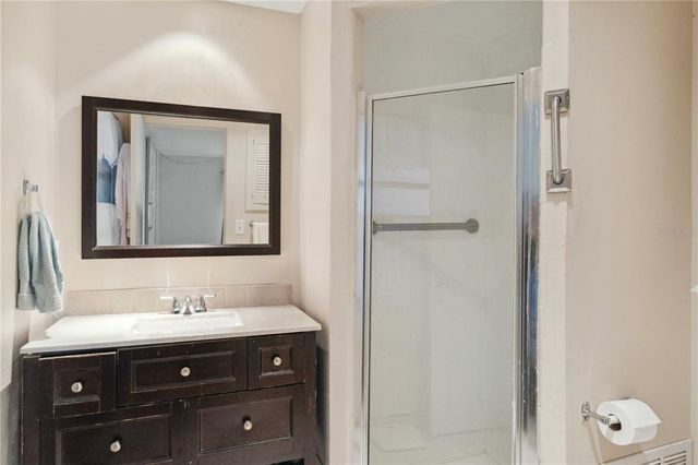 577 CIRCLEWOOD DRIVE X7, Venice, FL 34293