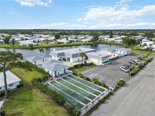 577 CIRCLEWOOD DRIVE X7, Venice, FL 34293