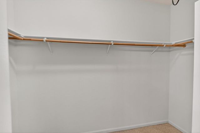 9795 W Taron Dr, Elk Grove, CA 95757