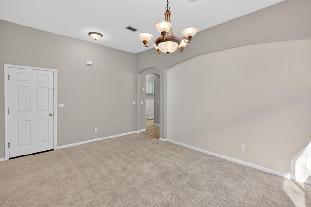 9795 W Taron Dr, Elk Grove, CA 95757