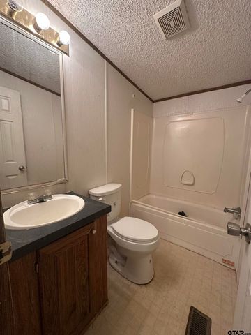 19448 N US Hwy 69, Lindale, TX 75771