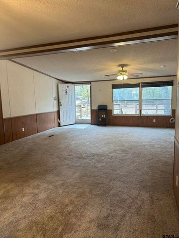 19448 N US Hwy 69, Lindale, TX 75771