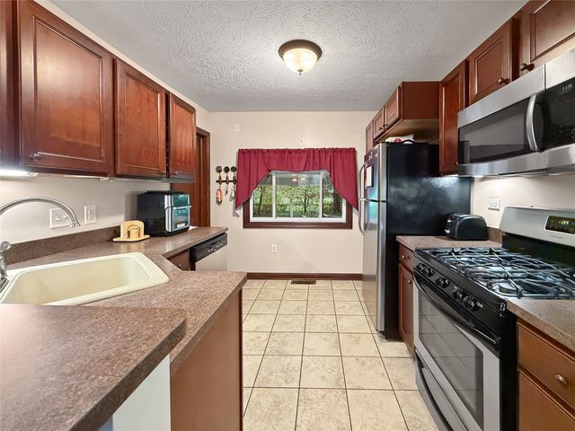 2418 PROSPECT Avenue, Erie, PA 16510