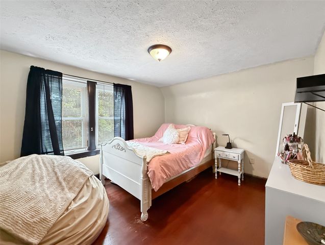 2418 PROSPECT Avenue, Erie, PA 16510
