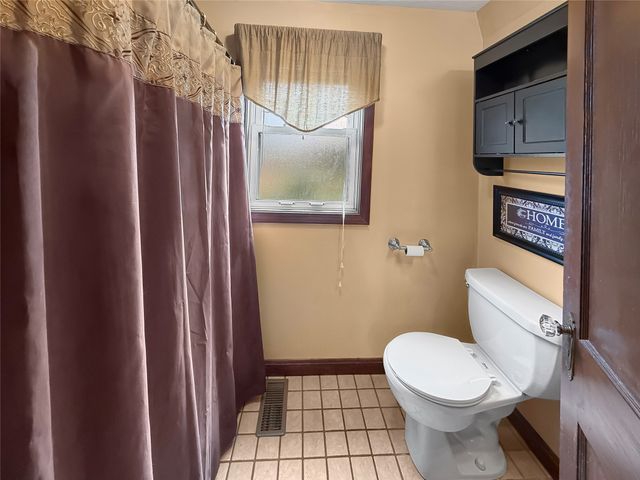 2418 PROSPECT Avenue, Erie, PA 16510