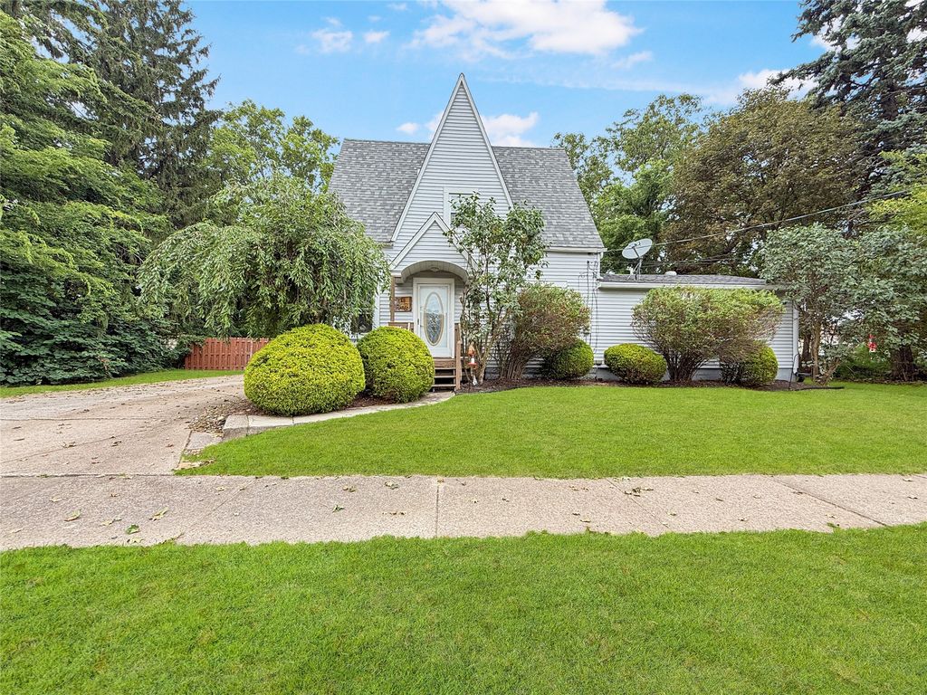 2418 PROSPECT Avenue, Erie, PA 16510