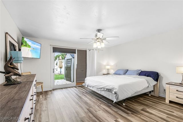 1589 Osprey AVE, Naples, FL 34102
