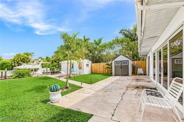 1589 Osprey AVE, Naples, FL 34102