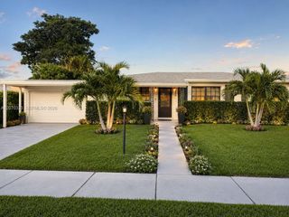 826 Cochran Drive, Lake Worth, FL 33461