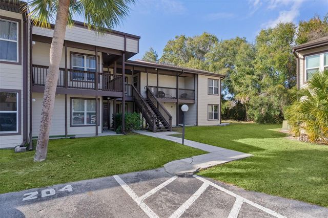 15104 SANDALWOOD DRIVE 104, Wildwood, FL 34785