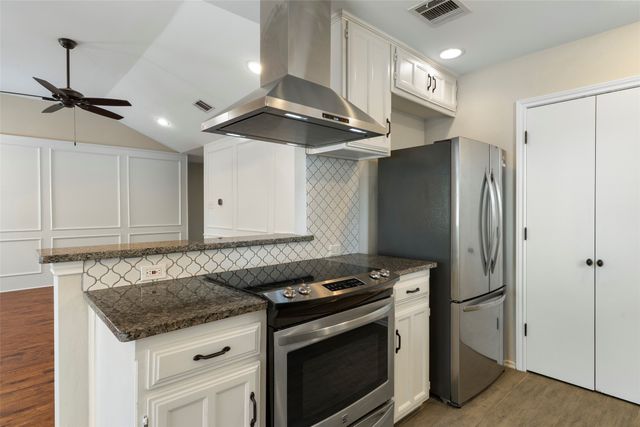 3013 Panhandle, Grapevine, TX 76051