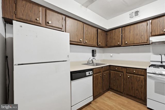 215 STONY WAY, Norristown, PA 19403