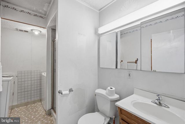 215 STONY WAY, Norristown, PA 19403